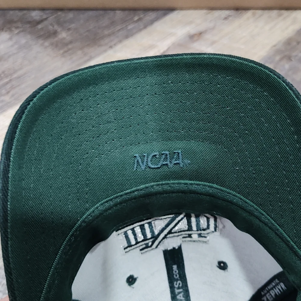 Notre Dame Fighting Irish Zephyr Kelly Green Fitted Hat Cap Size 7 1/4